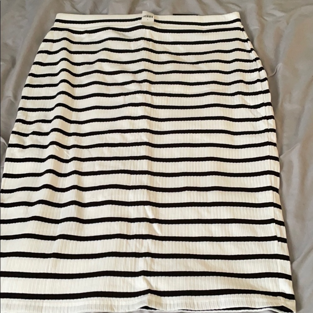 Banana Republic under the knees skirt